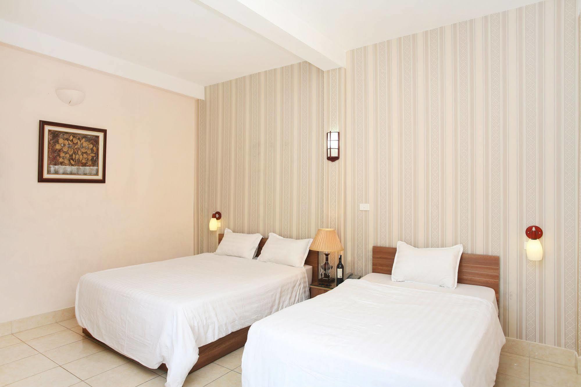 Especen Hotel Hanoi Buitenkant foto